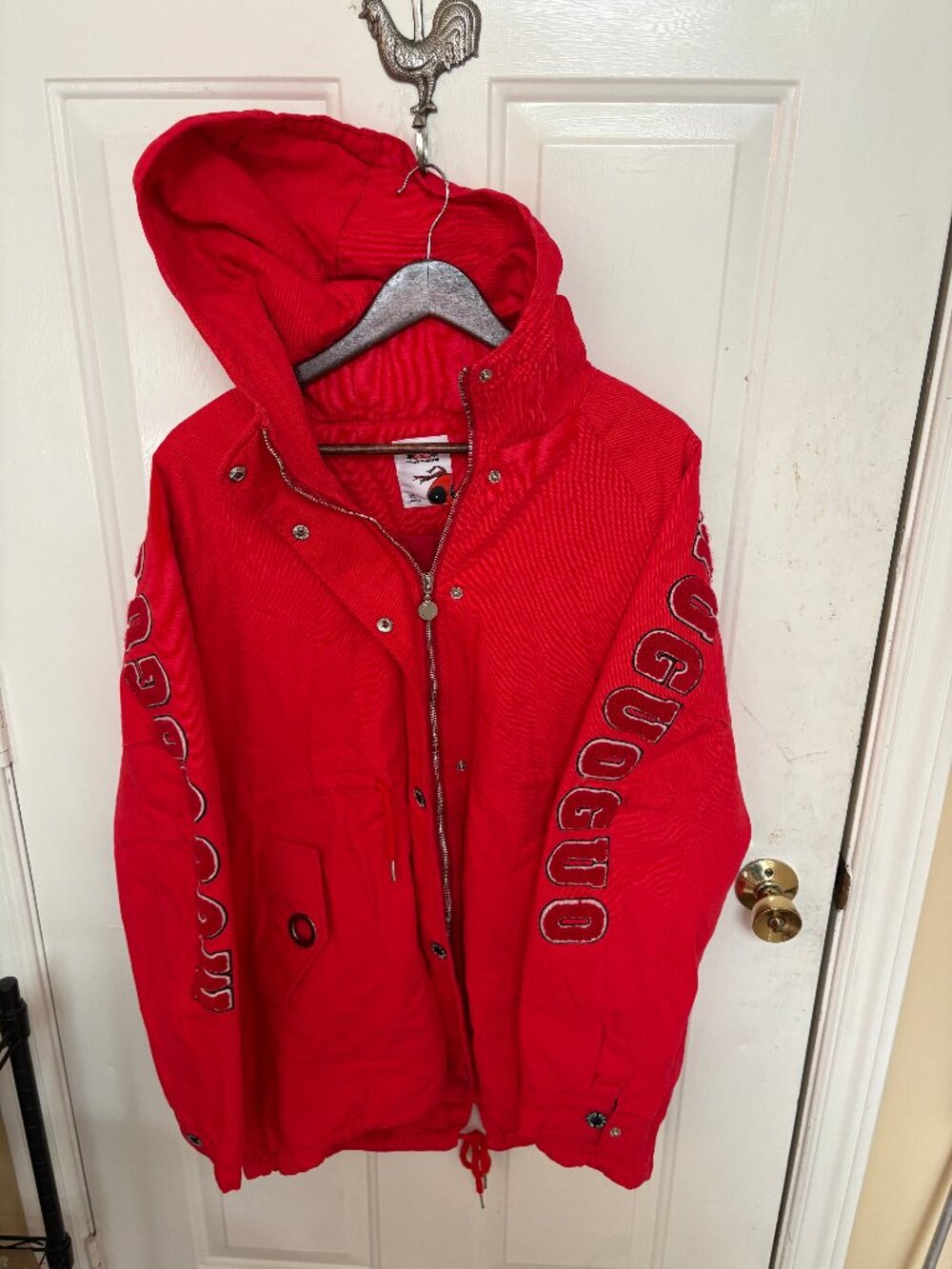 Muguoguomu Red Hooded Streetwear Parka Jacket – Size XL (Fits Women's M/L